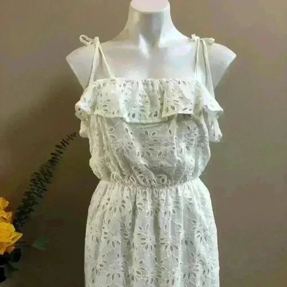 First Monday Ivory Midi Dress - Picture 2 of 8